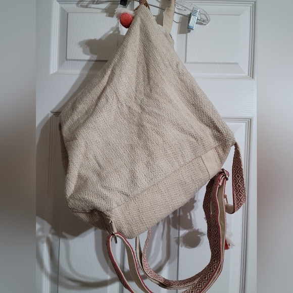 America and beyond convertible backpack tote - Picture 6 of 9